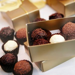 5 Tips to Deliver Chocolates Without Melting