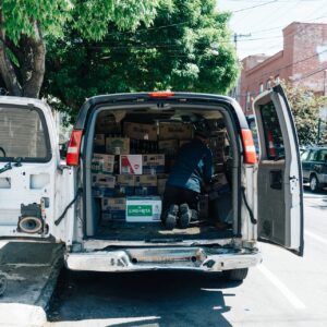 How a Courier Service Can Help You Build a Strong Relationship With Other Businesses