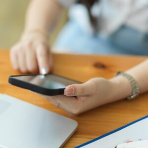 How Digital Technology is Revolutionizing Courier Services