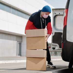 Improve the Hospitality Customer Experience with Go People’s Same-Day Delivery Solutions