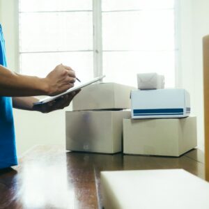 How Courier Services Can Handle Sudden Winter Weather